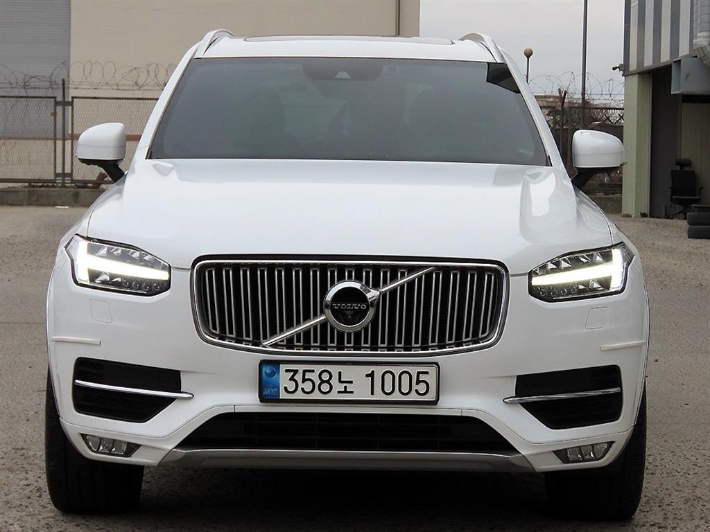 볼보 XC90 T6 AWD Inseukeuripsyeon