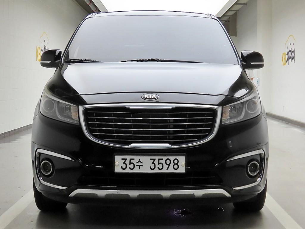 기아 카니발 9 seats Luxury