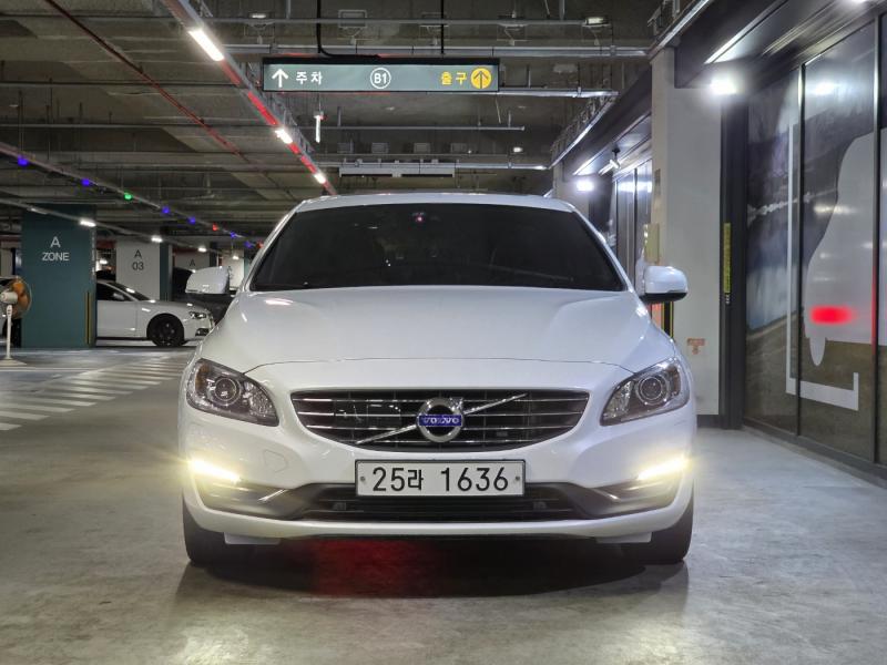 Volvo S60 D3 Momenteom