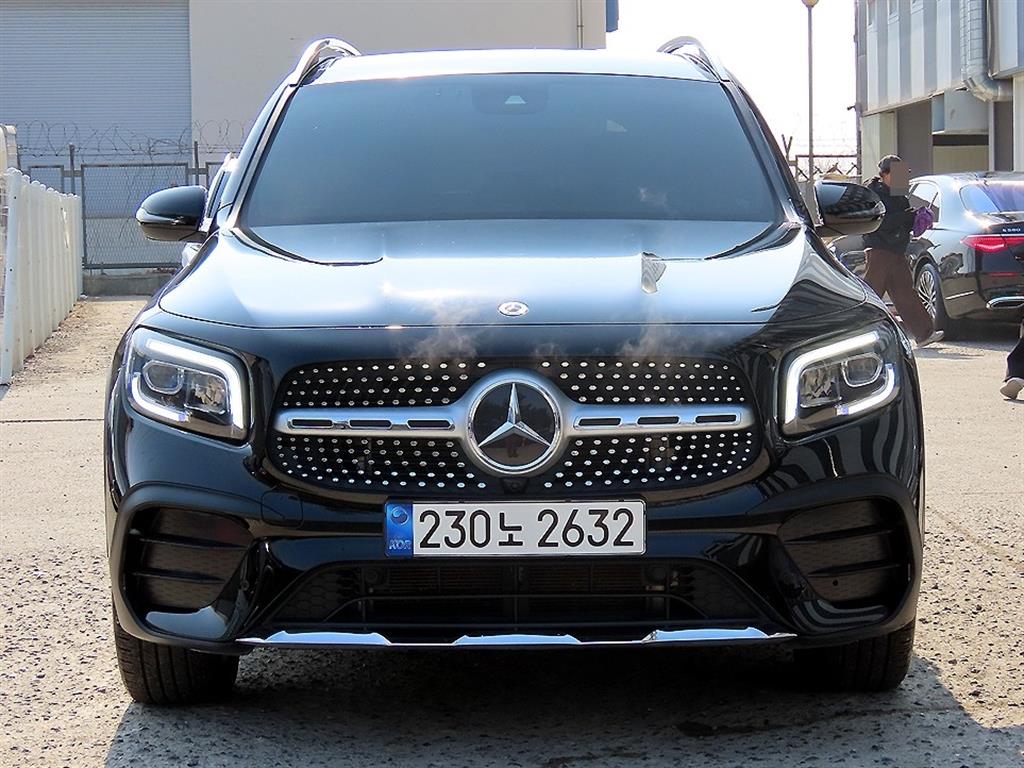 Mercedes-Benz GLB 250 4Maetik