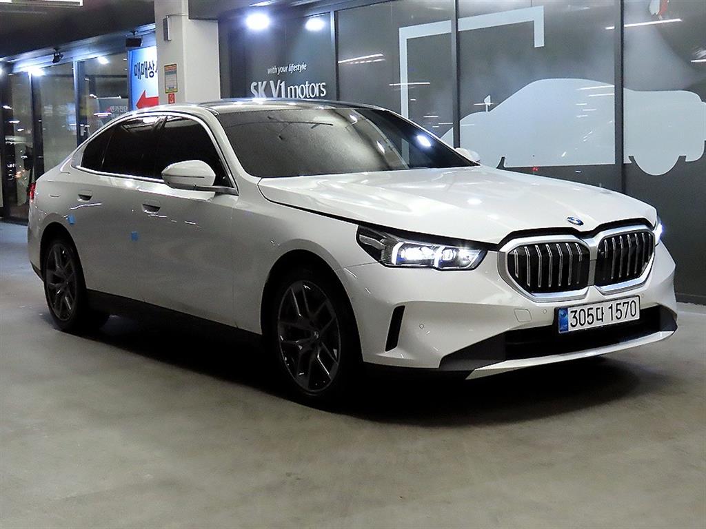 BMW 5 Series 520i