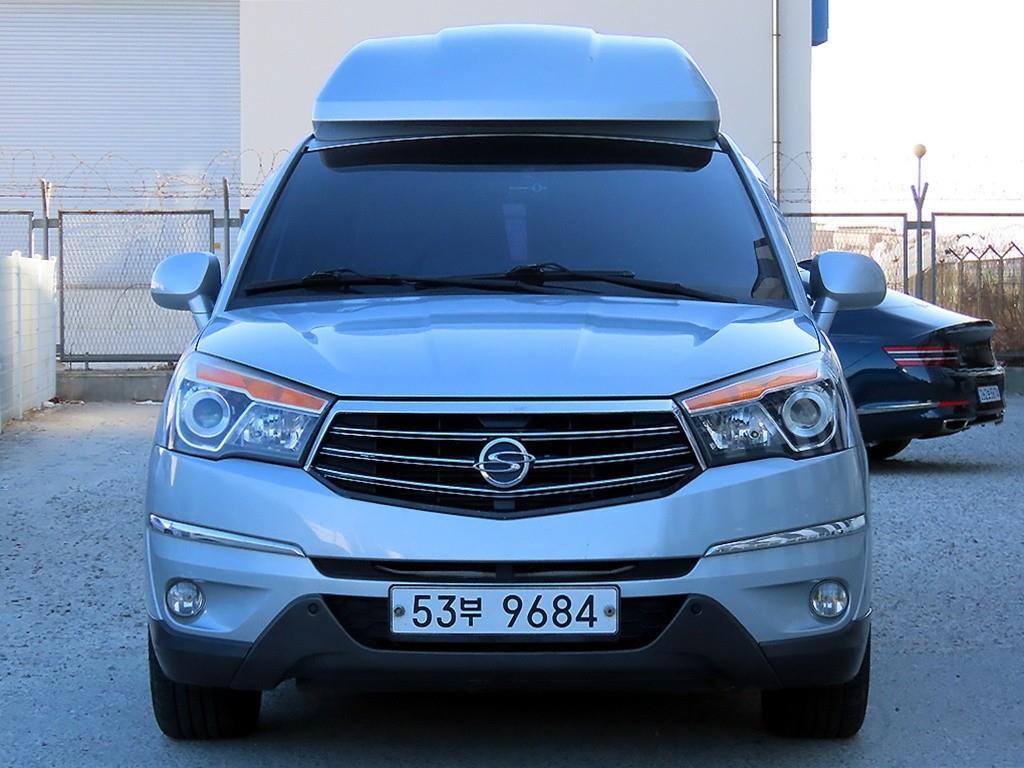 KG모빌리티(쌍용) Korando Turismo 2.0 Syato 4WD 9 seats