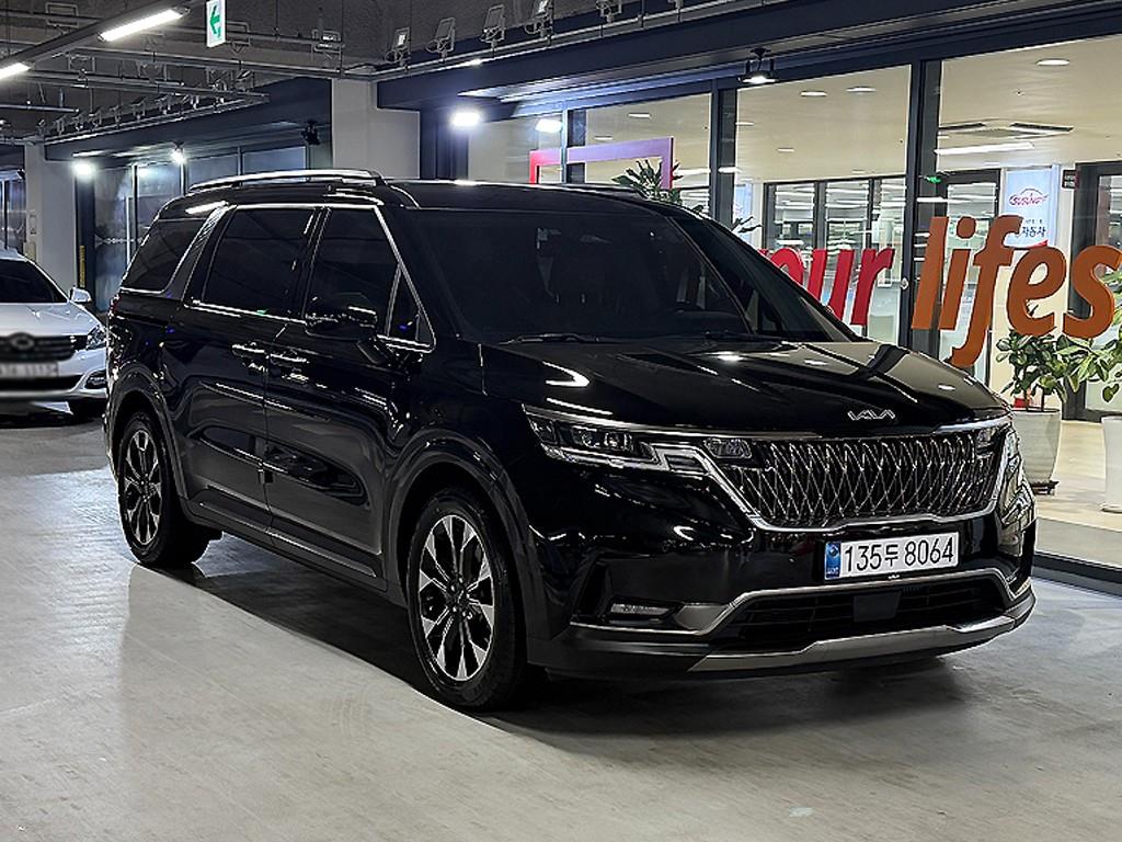 Kia Carnival 9 seats Noblesse