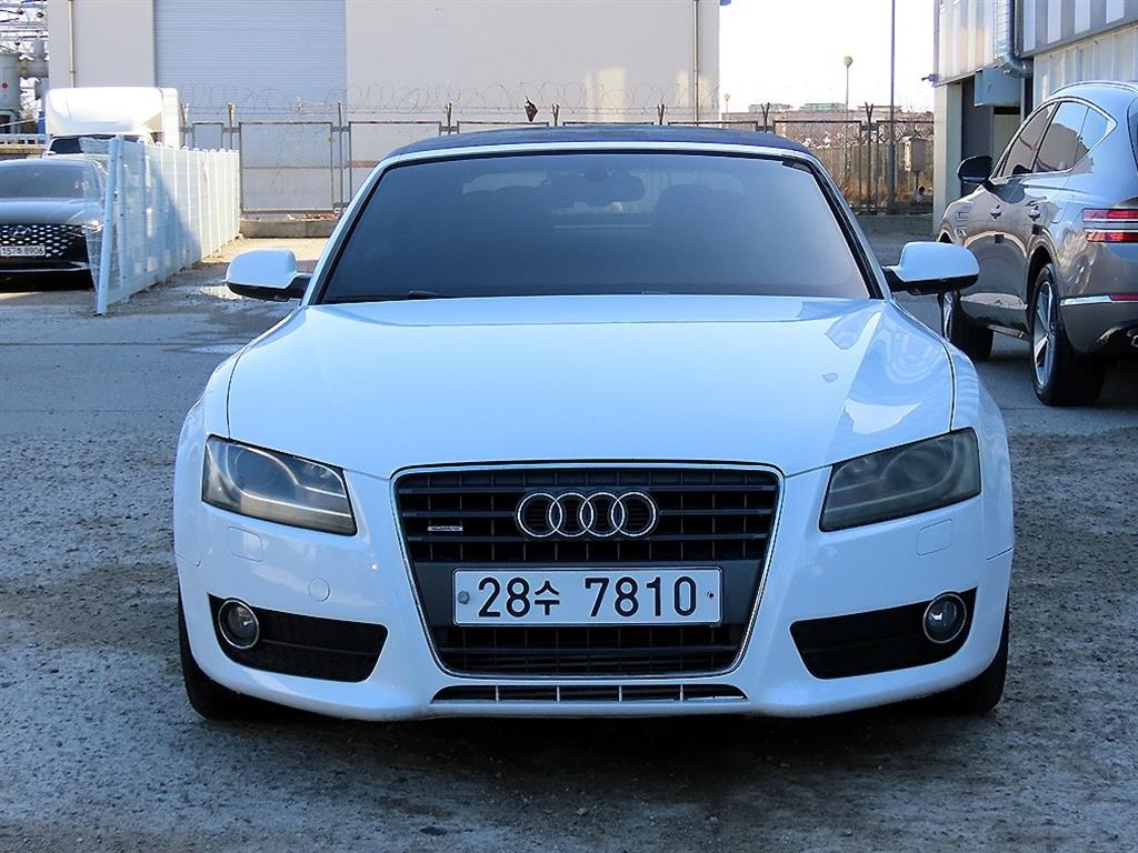 아우디 A5 Kabeuriolre 2.0 TFSI Quattro