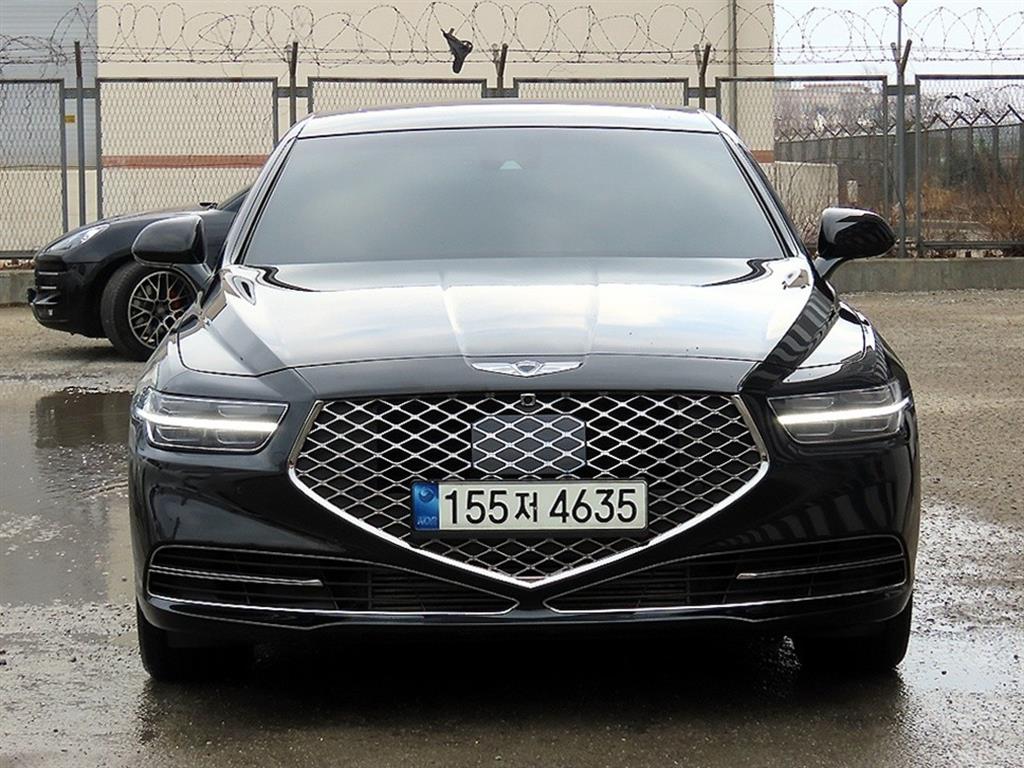 Genesis G90 3.3T AWD Luxury