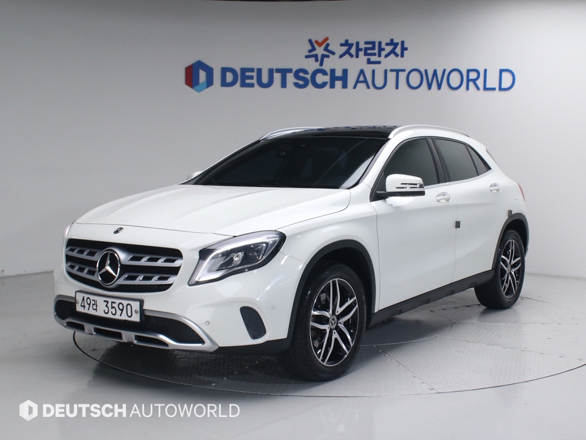 벤츠 GLA 220 Premium