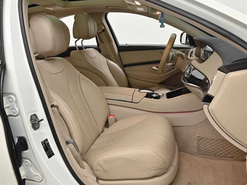 벤츠 S클래스 S350 d 4Maetik
