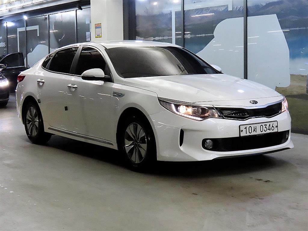 Kia K5 Hybrid Prestige