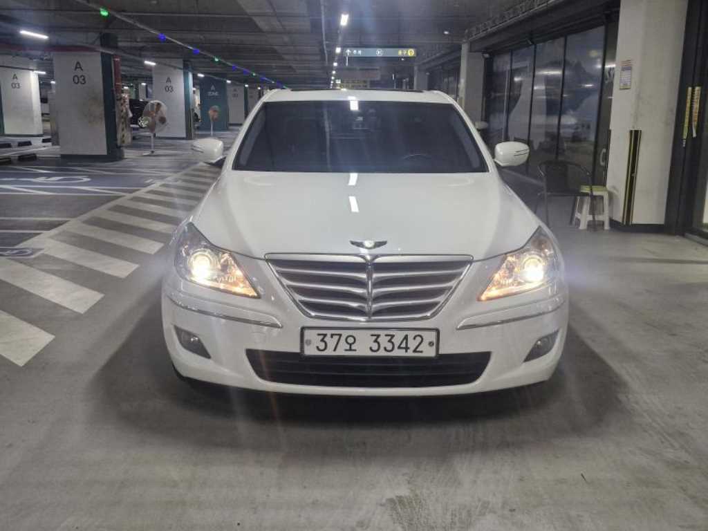 Hyundai Jenesiseu Jenesiseu BH 380 Royal
