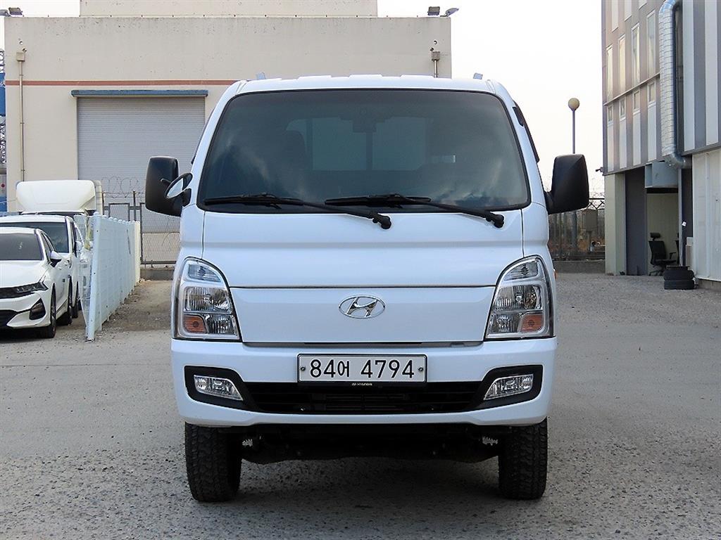 Hyundai Porter II CRDi 4WD Standard Cab Long Body Smart