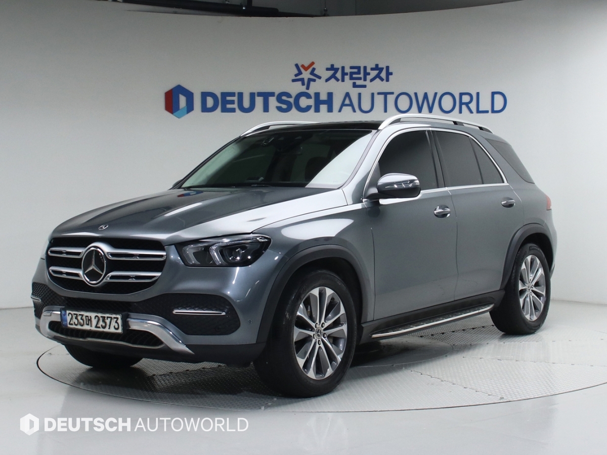 벤츠 GLE 300d 4Maetik