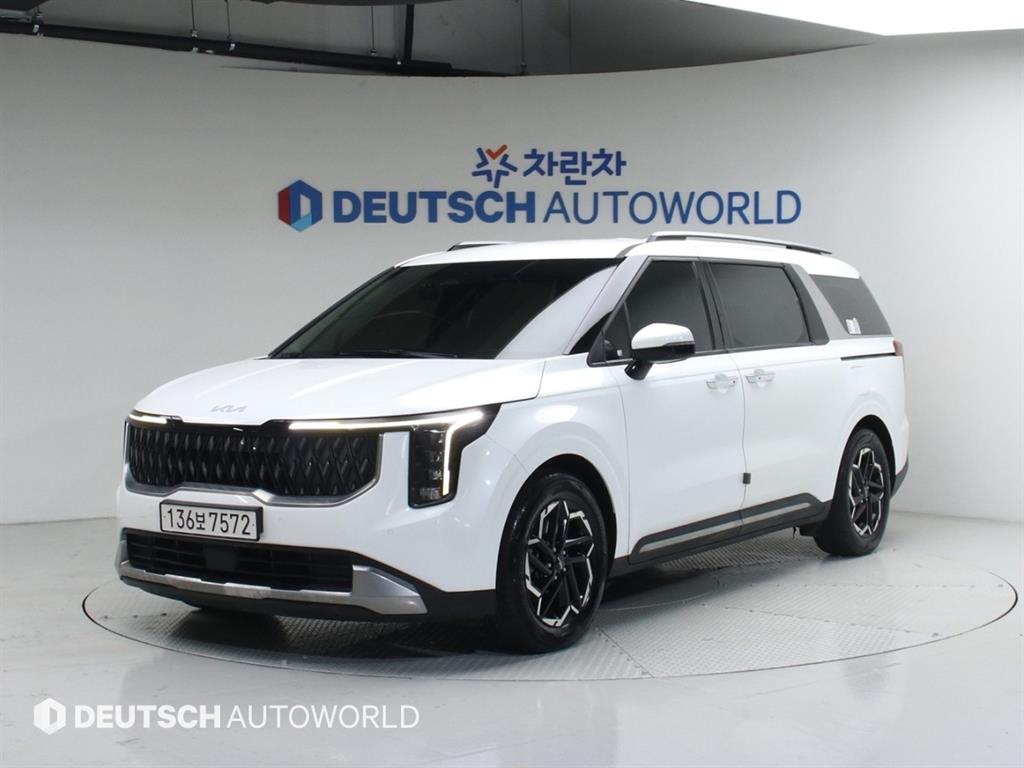 Kia Carnival 9 seats Noblesse