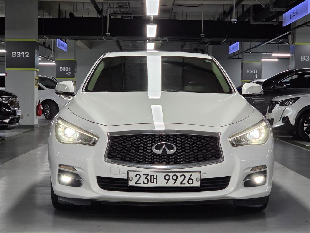 인피니티 Q50 2.2D Premium