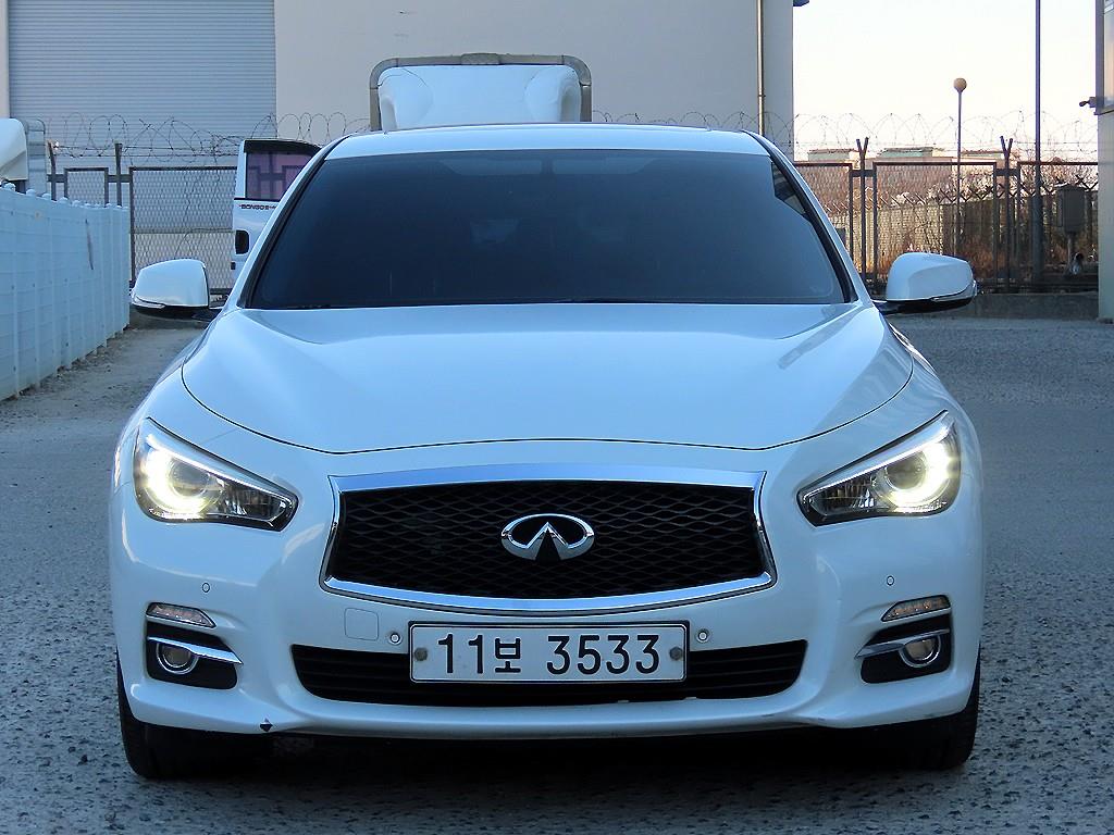 인피니티 Q50 2.2D