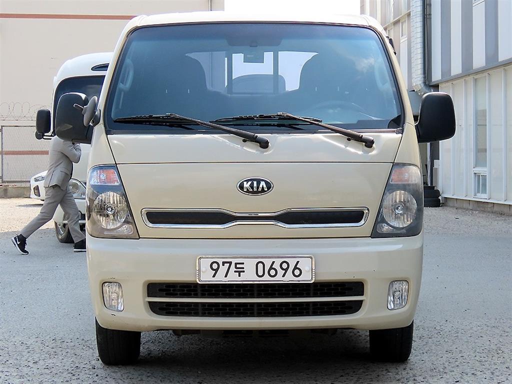 기아 Bongo CRDi Double Cab Long Body