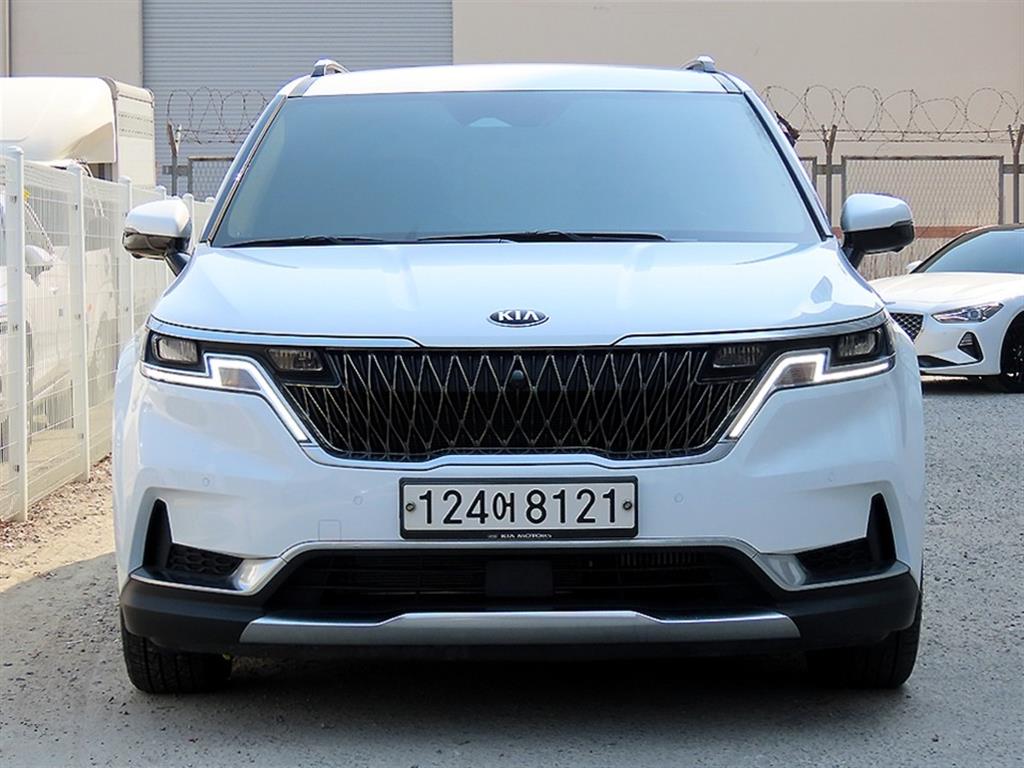 Kia Carnival 7 seats Signature