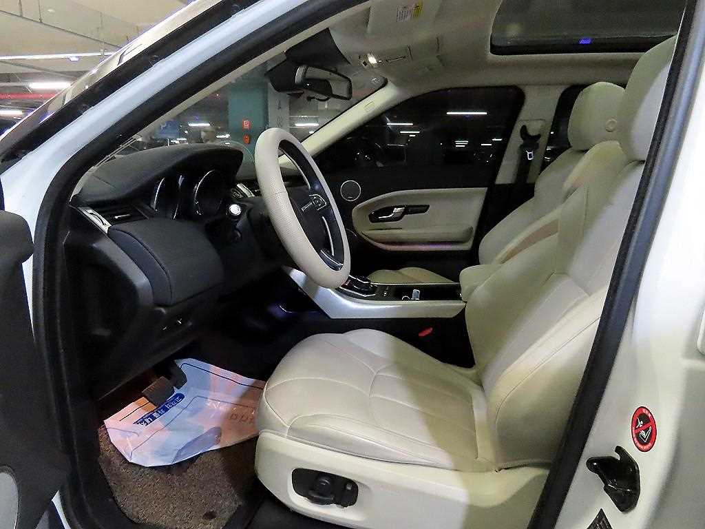 랜드로버 Range Rover Ibokeu 2.0 TD4 HSE