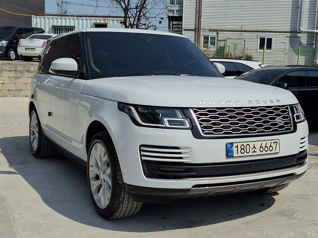 Land Rover Range Rover 3.0 D350 Bogeu SE