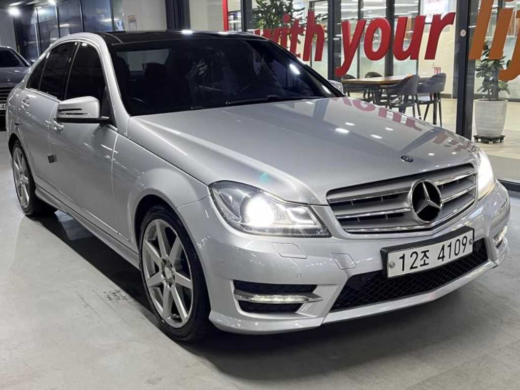 Mercedes-Benz C-Class C200 Avantgarde Style