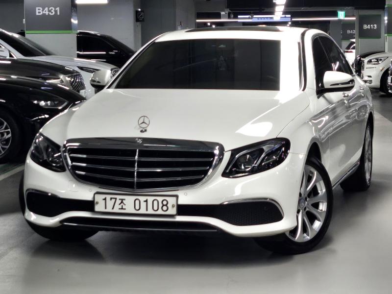 Mercedes-Benz E-Class E220d Exclusive