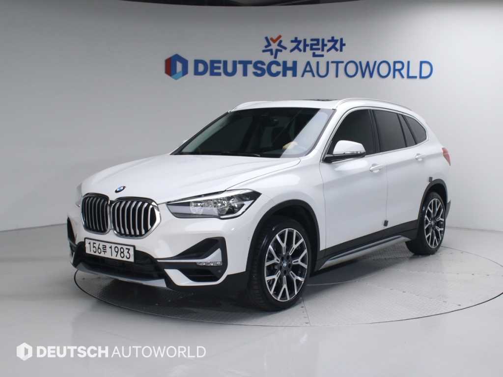 BMW X1 20i xDrive Line Special