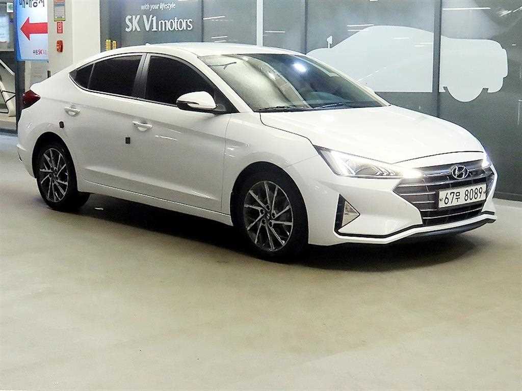 Hyundai Avante 1.6 Smart Choiseu