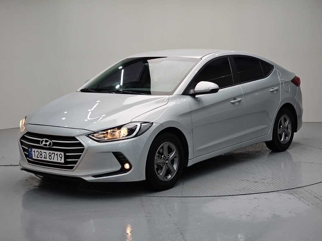 Hyundai Avante 1.6 GDi Smart