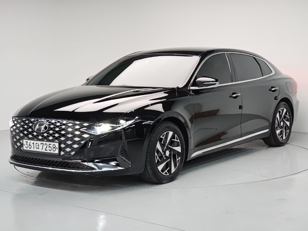 Hyundai Grandeur Hybrid 2.4 HEV Exclusive