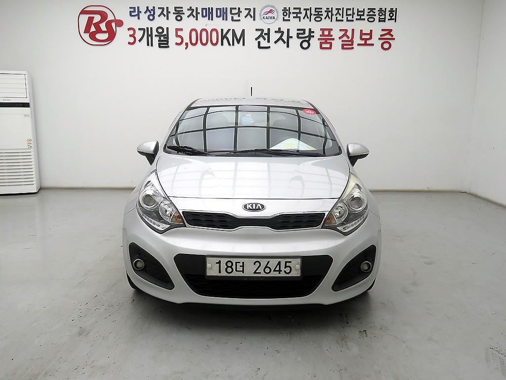 기아 Pride 5 door 1.6 GDI Luxury