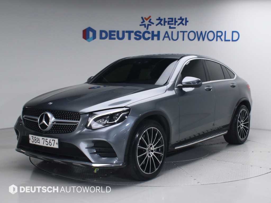 Mercedes-Benz GLC 220d 4Maetik Coupe Premium
