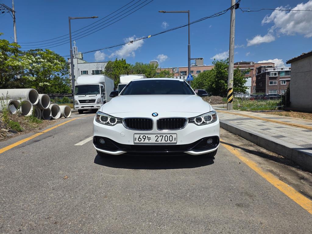 BMW 4 Series Coupe 420d xDrive Sport