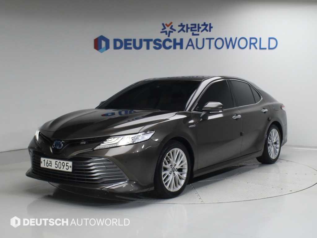 Toyota Camry 2.5 Hybrid