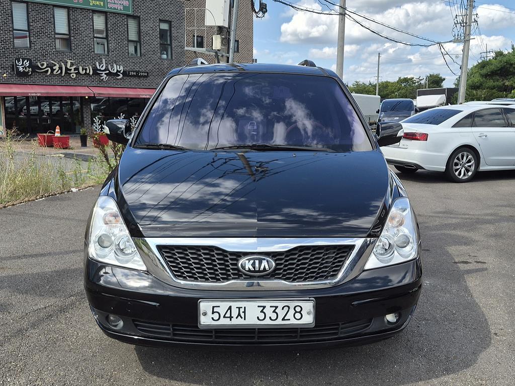 Kia Carnival R Rimujin 9 seats GLX Choegogeuphyeong