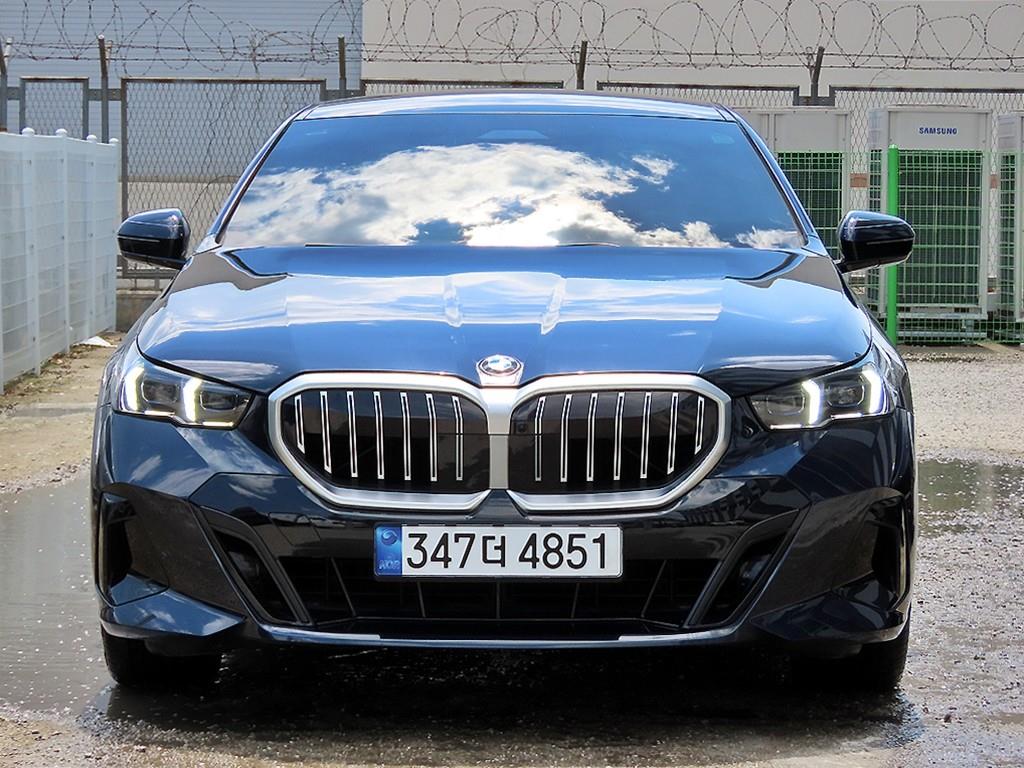 BMW 5시리즈 530i xDrive M Sport