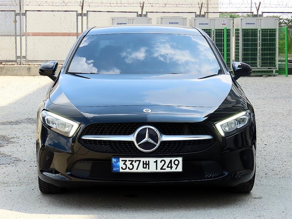Mercedes-Benz A-Class A220