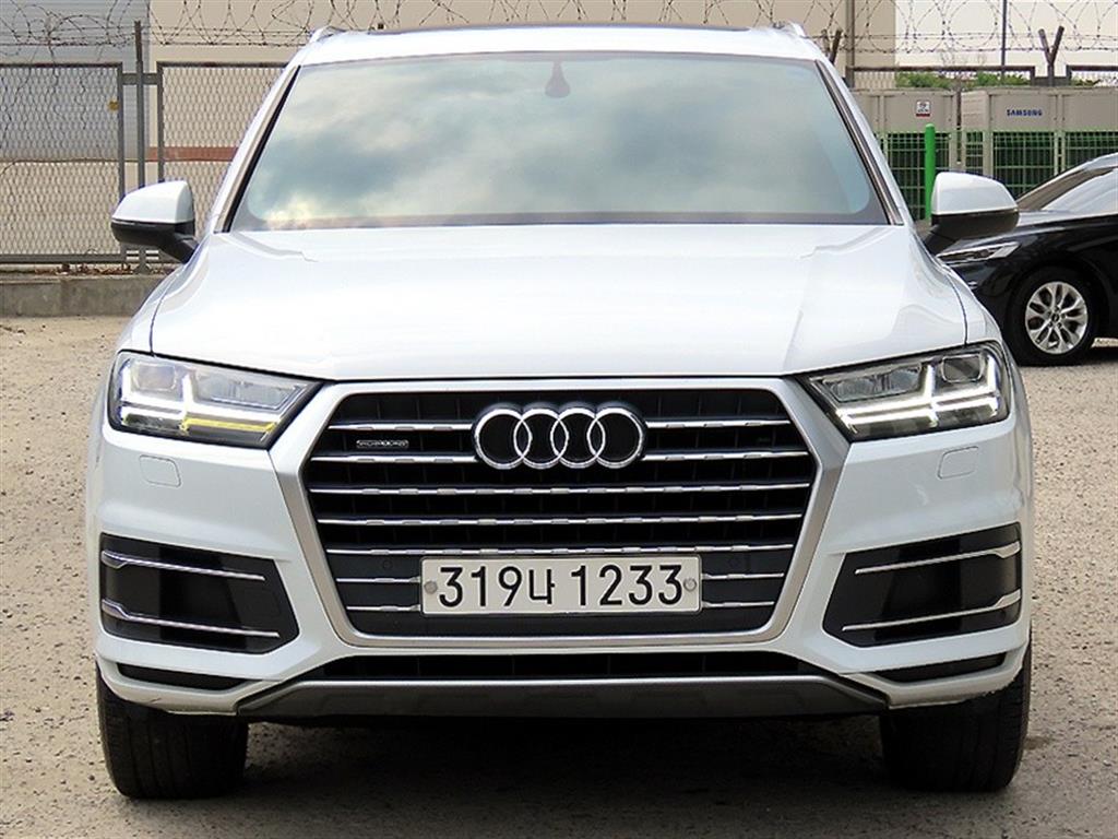 Audi Q7 45 TFSI Quattro