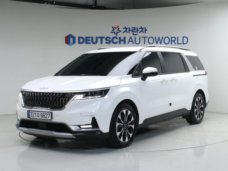 Kia Carnival 9 seats Prestige
