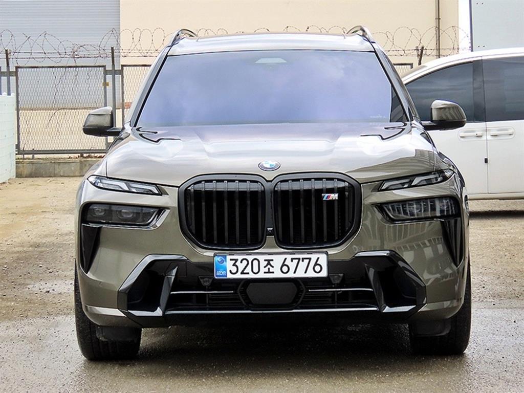 BMW X7 40i xDrive M Sport Paek