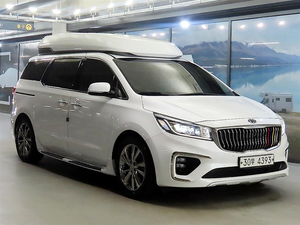 Kia Carnival Hairimujin 9 seats Prestige High Roof