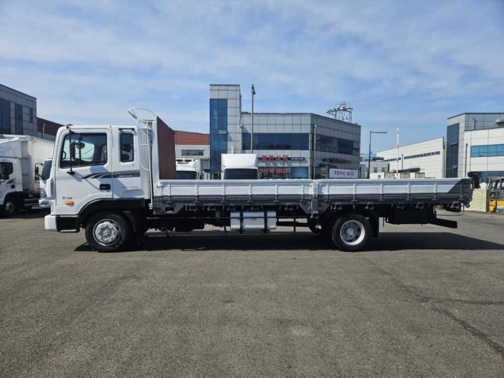 Hyundai Mega Truck 4.5t