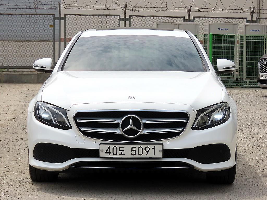 Mercedes-Benz E-Class E200 Avantgarde