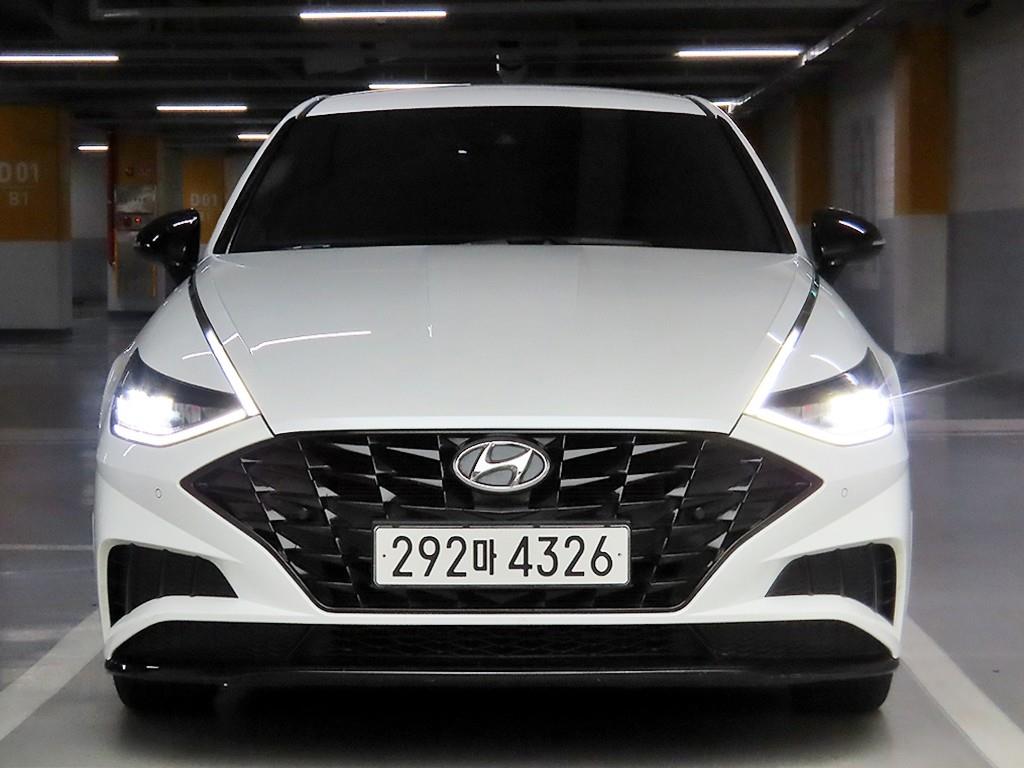 Hyundai Sonata G2.0 Premium Plus