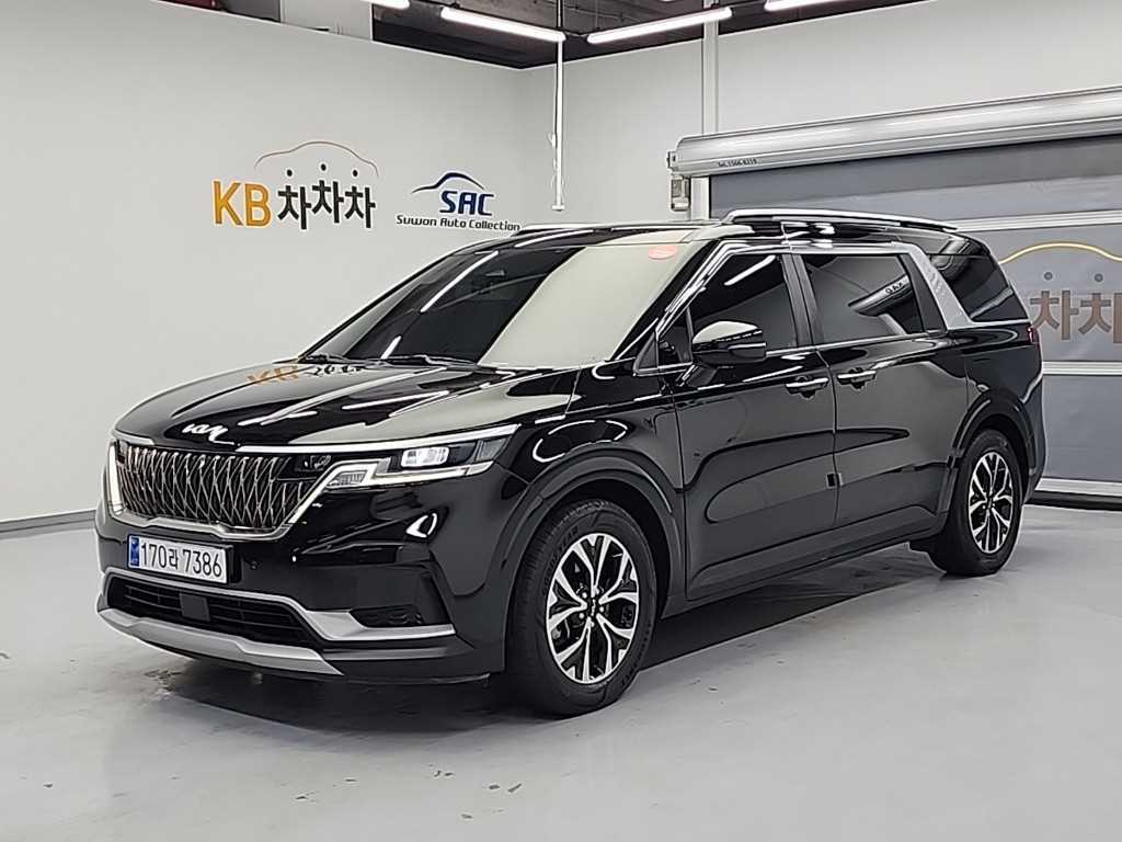 Kia Carnival 9 seats Prestige
