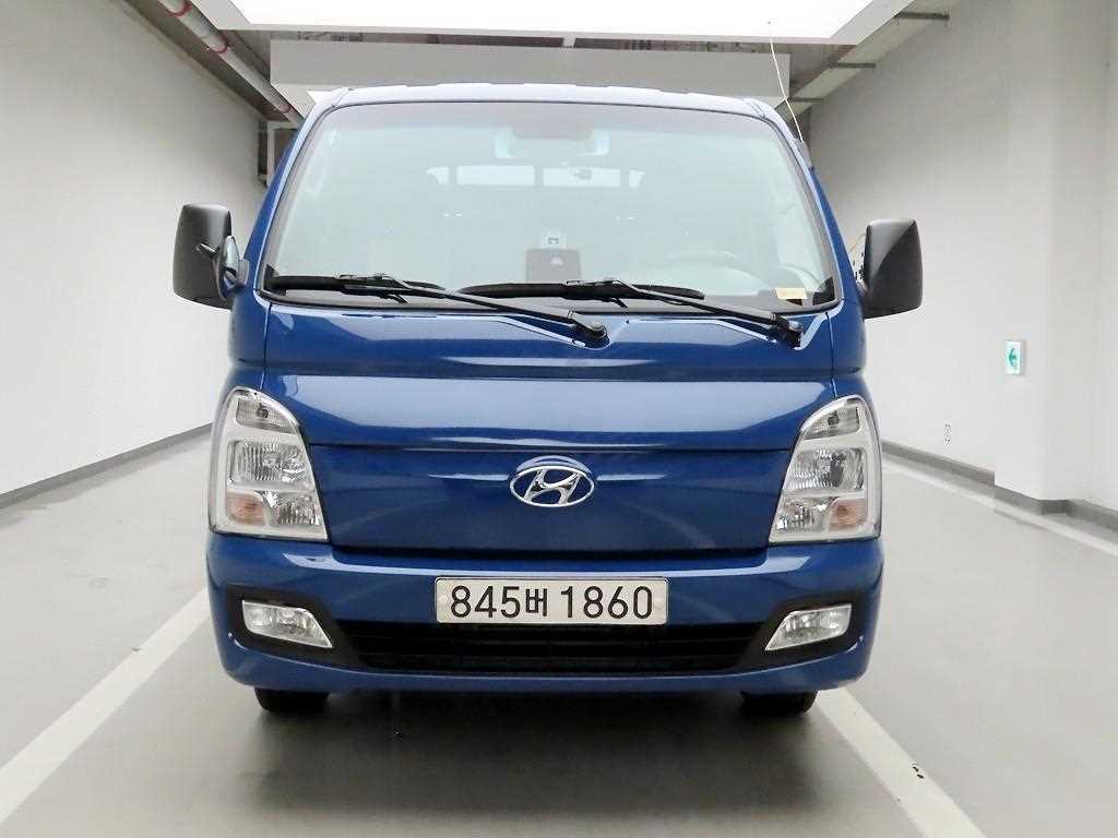 Hyundai Porter II VGT Super Cab Long Body Smart
