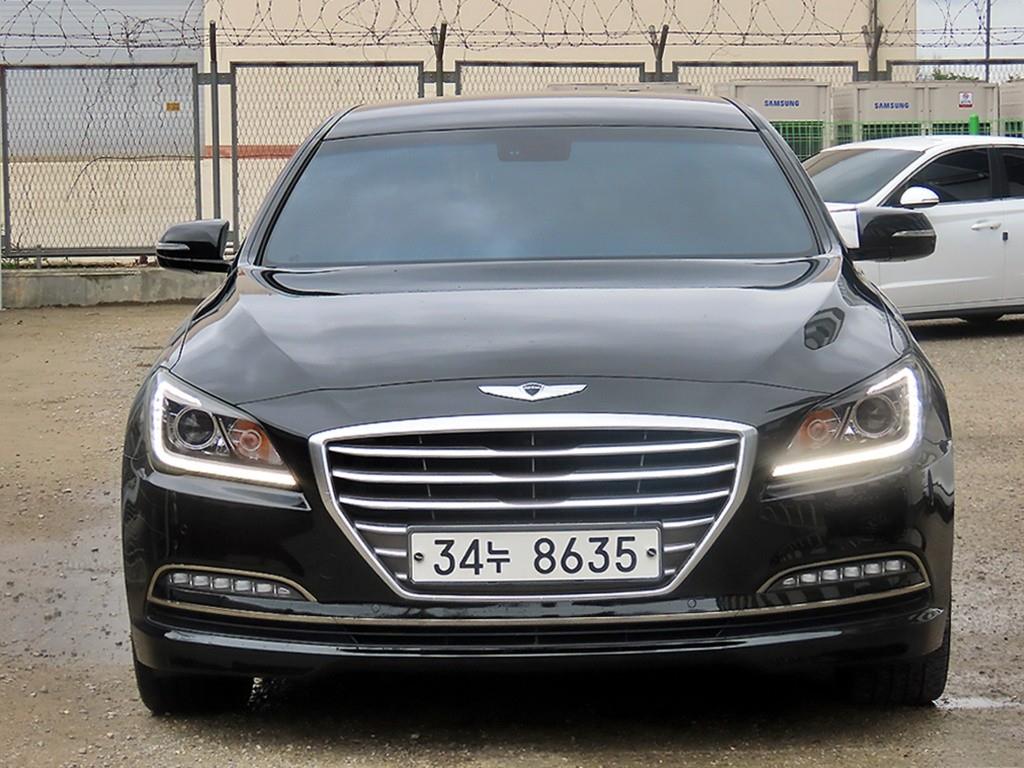 Hyundai Jenesiseudh Jenesiseudh G330 Modern