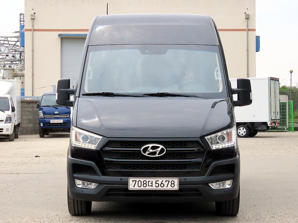 Hyundai Ssolrati Ssolrati 15 seats Luxury