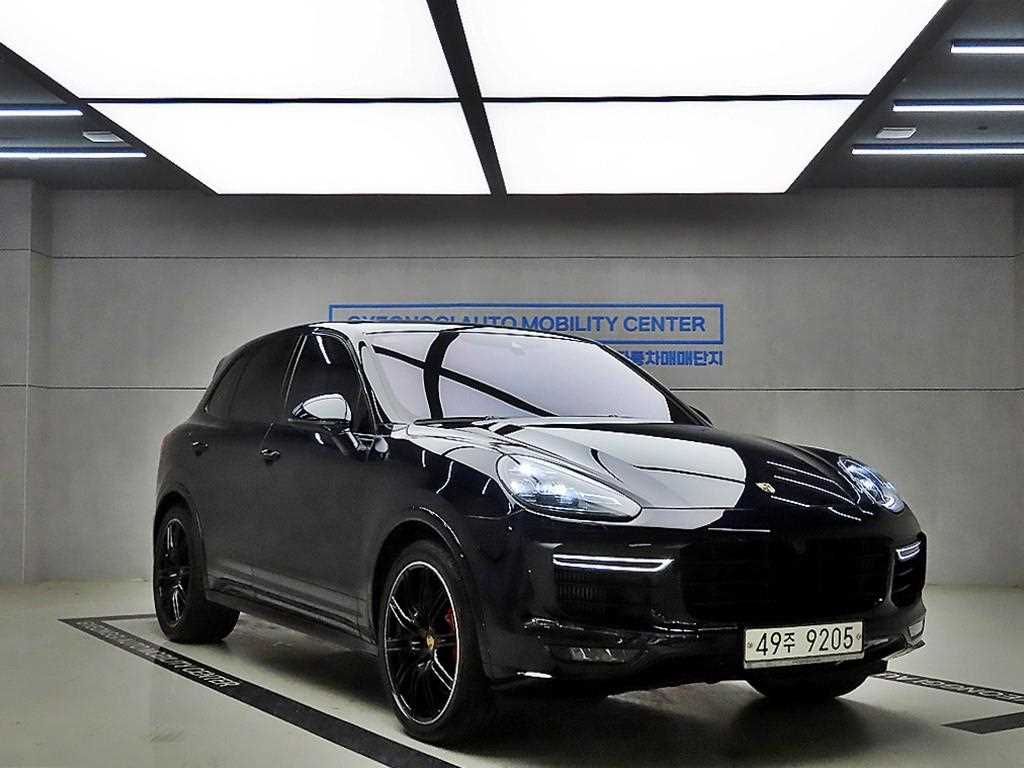 Porsche Cayenne 3.6 GTS