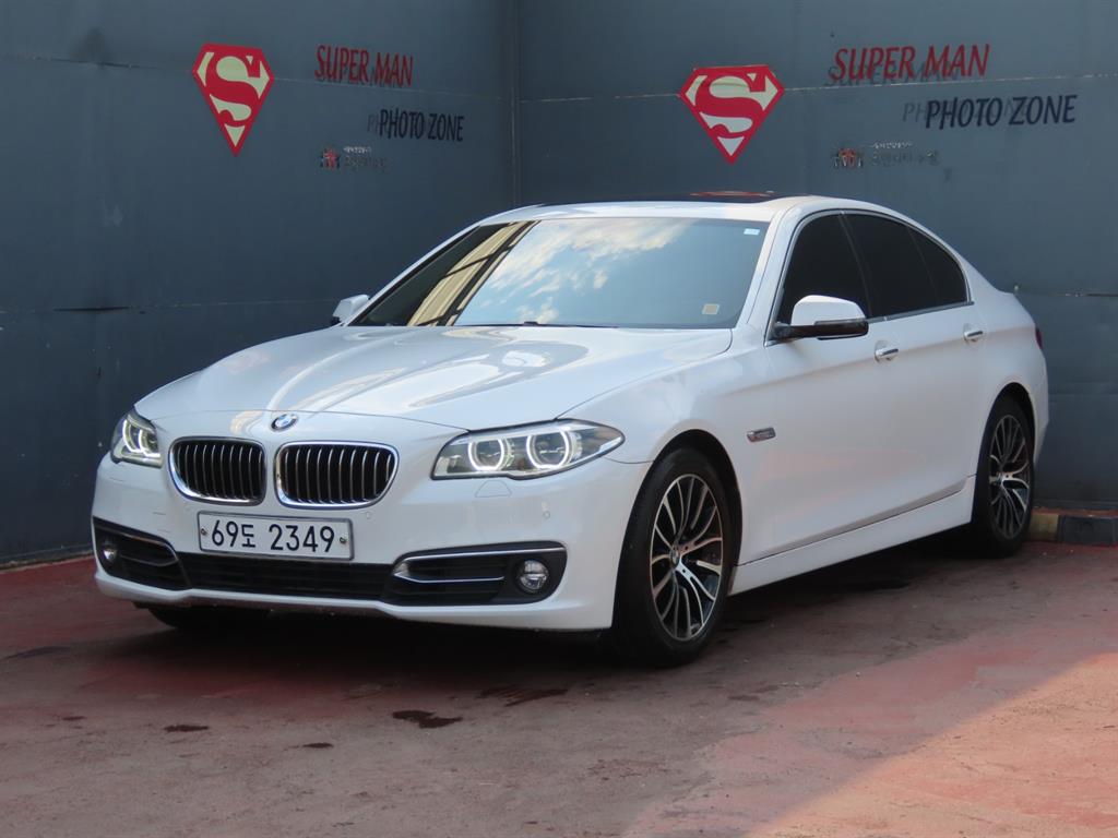 BMW 5 Series 520d Luxury