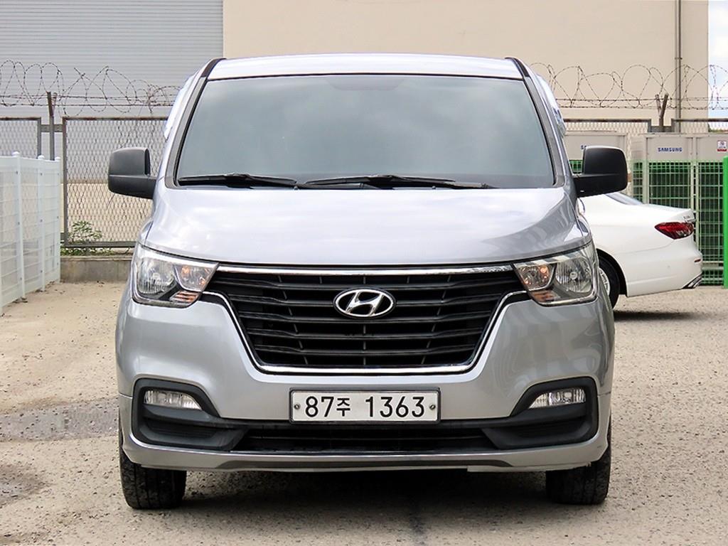 현대 Grand Starex 5 seats Van Modern