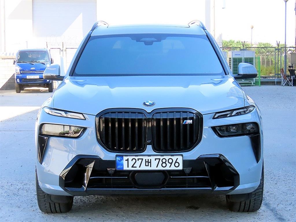 BMW X7 40i xDrive M Sport Paek